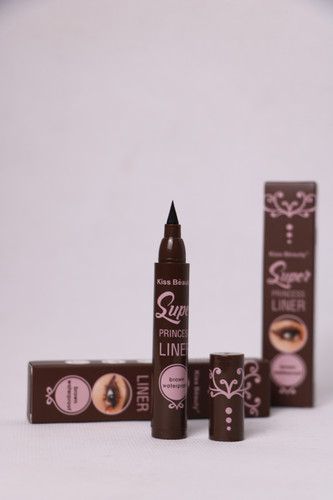 خط چشم قهوه ای ماژیکی کیس بیوتی | Kiss Beauty